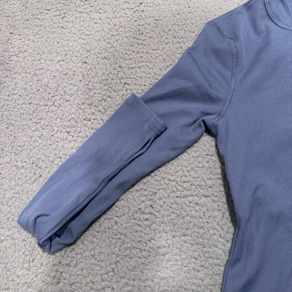 Alo Yoga Alosoft Frontrunner Ribbed-Knit Top Infinity Blue Size XS/TP